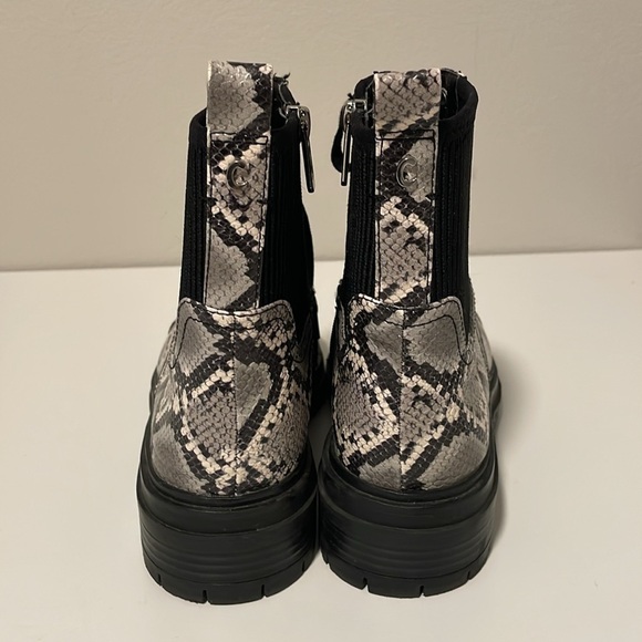 Circus by Sam Edelman Giovanny black lace up snakeskin combat boots sz 7.5 - Picture 3 of 8